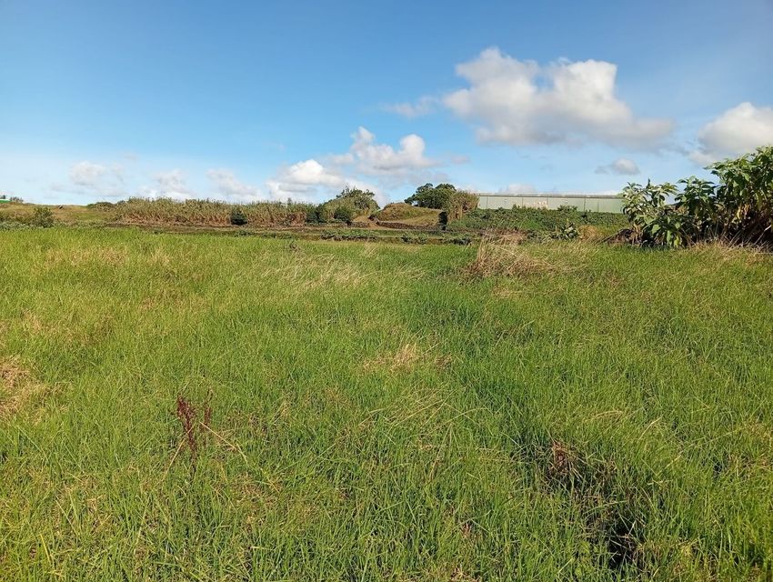 Imagem de terreno em Estrada Sem Nome