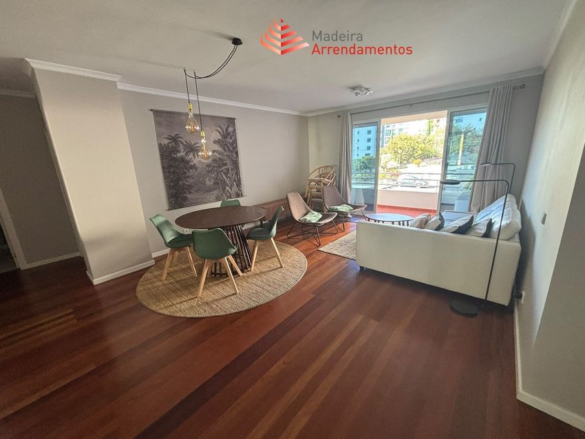 Imagem Sala de estar de apartamento t3 em Casa Branca