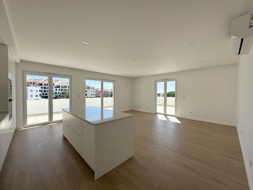 Imagem Sala de estar de apartamento t2 em Rua Carlos Manuel Cascães Brás