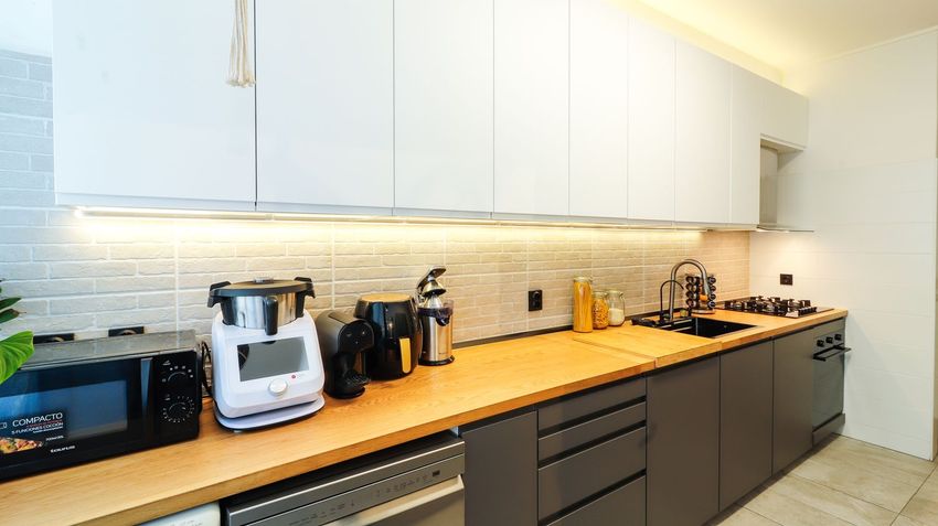Imagem Cozinha de apartamento t3 em Praceta Gomes Leal, 1