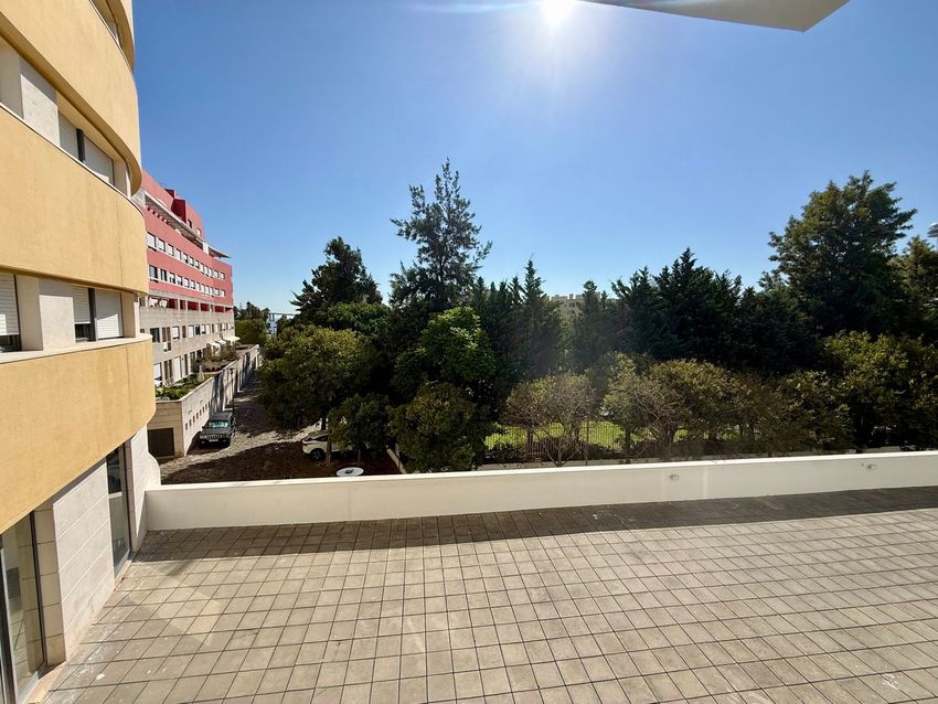 Imagem Vistas de apartamento t3 em Jardim dos Jacarandás