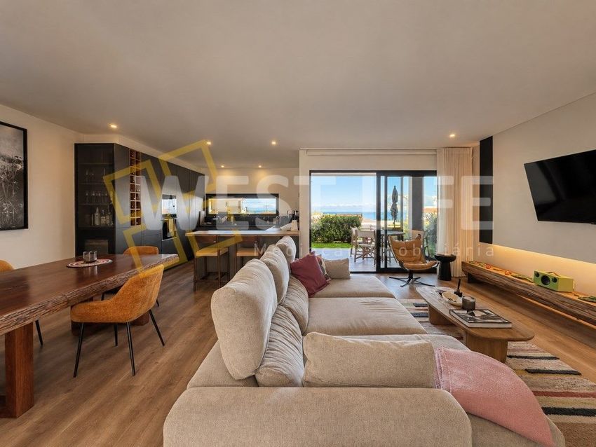 Imagem Sala de estar de apartamento t3 em Centro da Vila