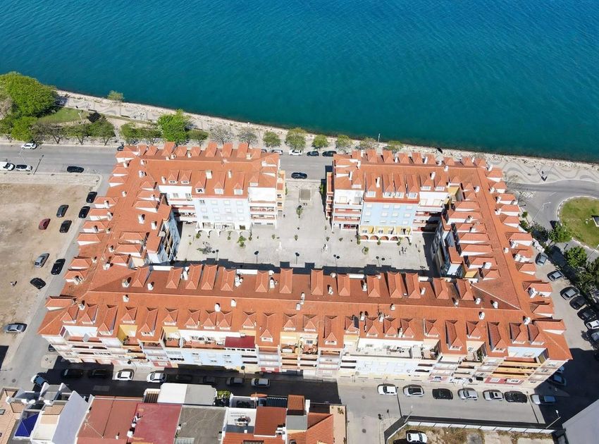Imagem Vistas de apartamento t1 em Avenida da República, 77 CondomnioGuadianaFoz