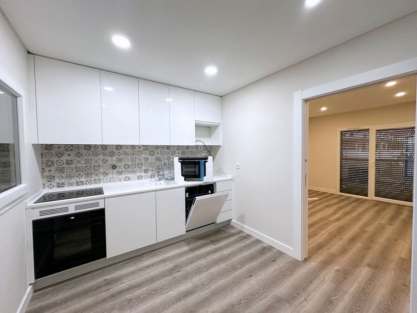 Imagem Cozinha de apartamento t1 em Caparica