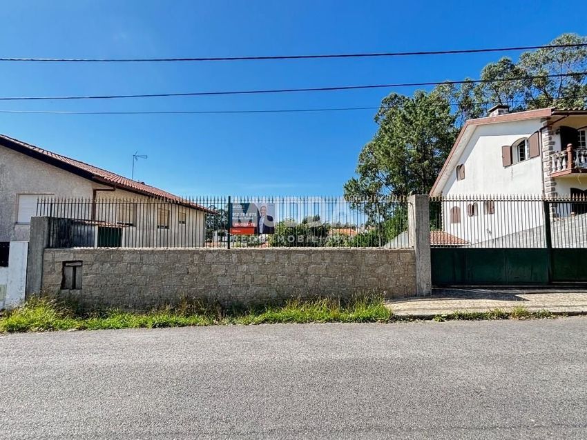 Imagem de terreno em Vila de Cucujães