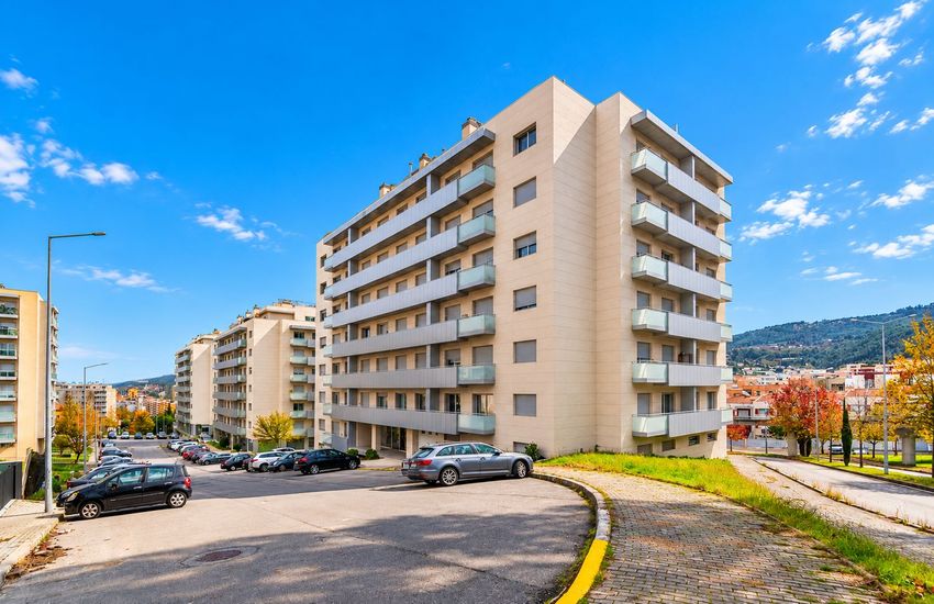 Imagem Vistas de penthouse em Rua Serge Reggiani