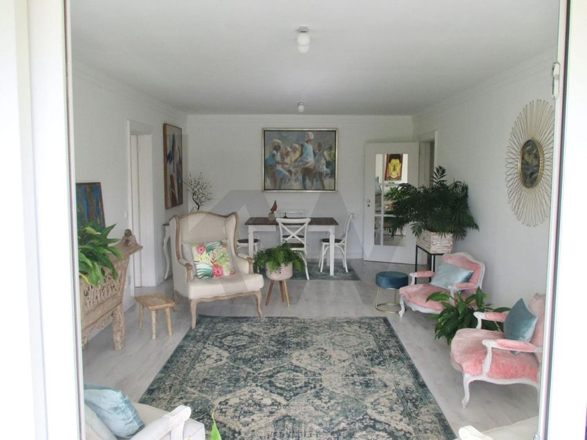 Imagem Sala de estar de apartamento t2 em Bairro do Rosário