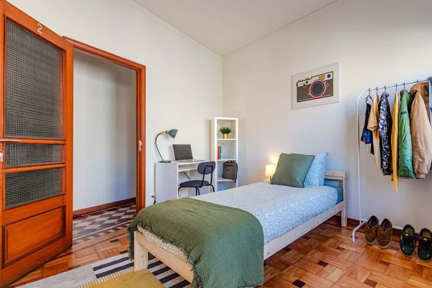 Imagem Quarto de quarto em Rua João de Oliveira Ramos, 7
