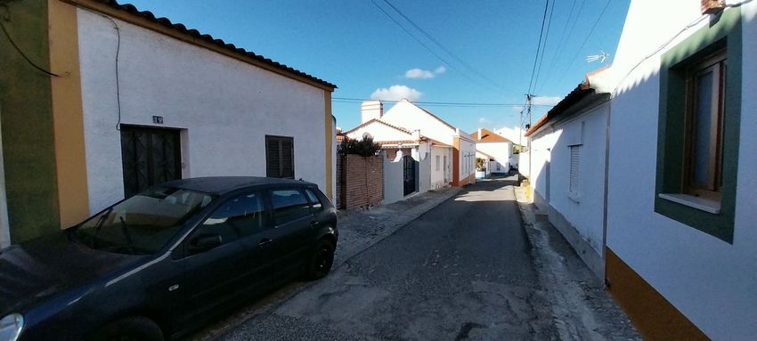 Imagem Fachada de  moradia independente em Rua dos Escudeiros