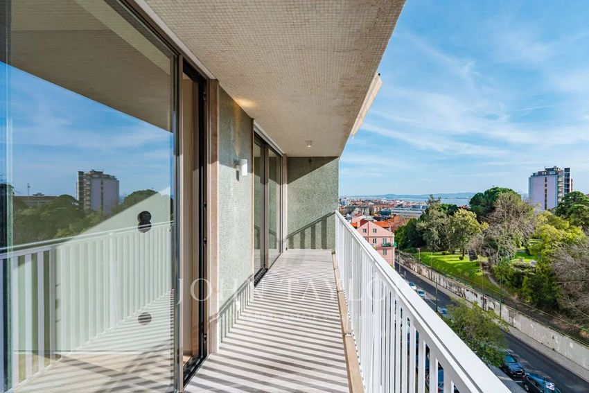 Imagem Terraço de apartamento t3 em Rua das Amoreiras