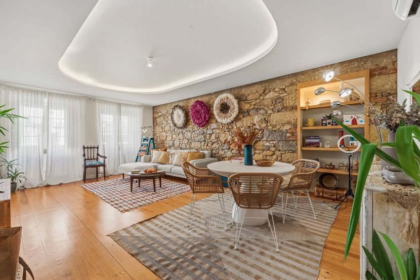 Imagem Sala de estar de apartamento t1 em Rua Bernardim Ribeiro
