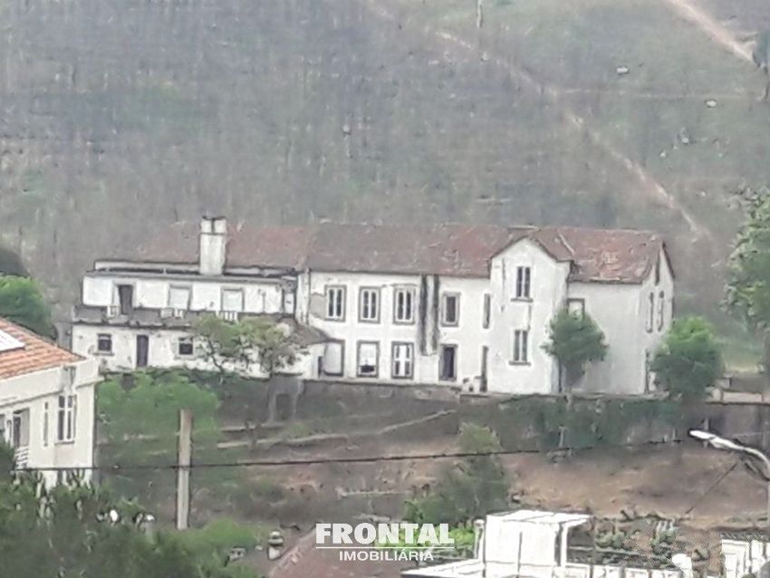 Imagem Vistas de terreno em Nelas