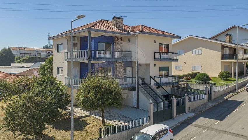 Imagem Fachada de  moradia independente em Urbanização Armando Campos de Matos