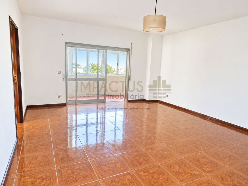 Imagem de apartamento t2 em Parque da Prelada