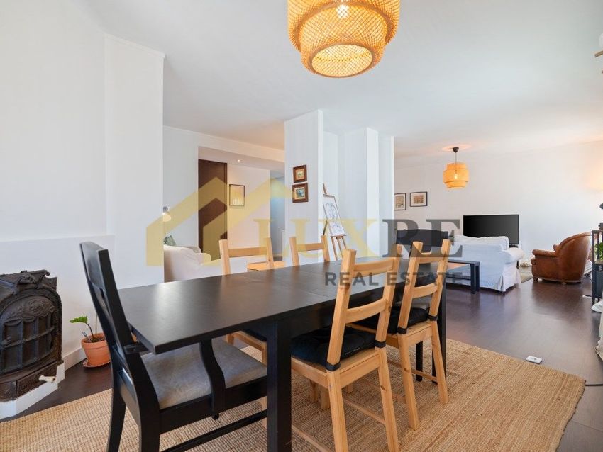 Imagem Sala de estar de apartamento t4 em Portimão