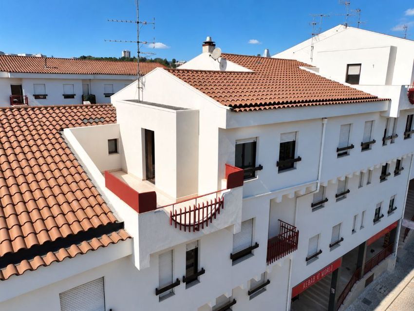 Imagem Fachada de apartamento t3 em Amarante (São Gonçalo) - Madalena - Cepelos - Gatão