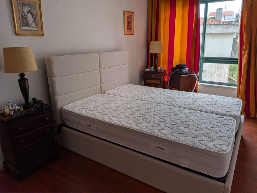 Imagem Quarto de apartamento t5 em Rua Doutor Leonel Sotto Mayor