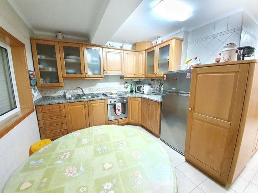 Imagem Cozinha de apartamento t2 em Rua da Praia
