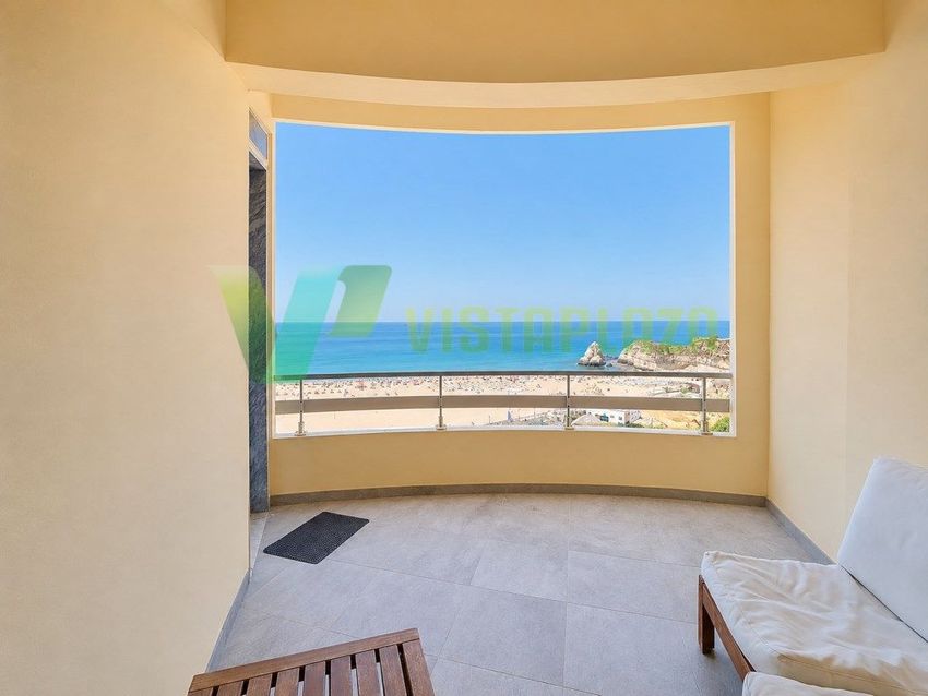Imagem Terraço de apartamento t2 em Avenida Tomás Cabreira, 34