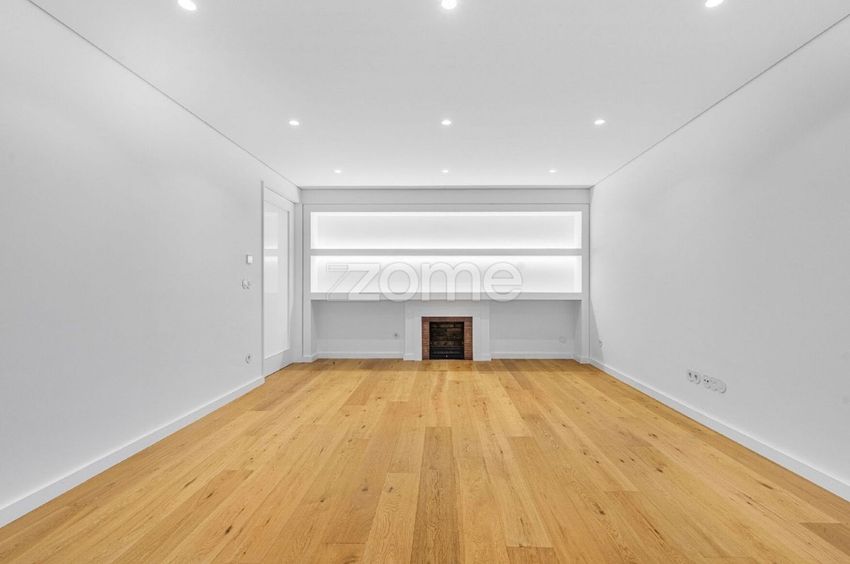 Imagem Sala de estar de apartamento t3 em Bessa Leite