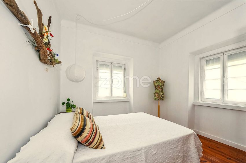 Imagem Quarto de  moradia geminada em Parede