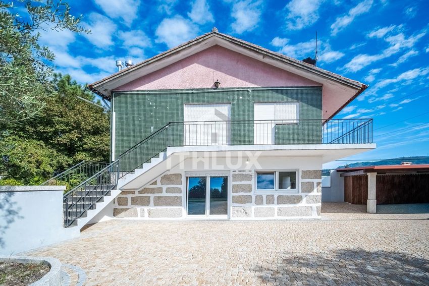 Imagem Fachada de apartamento t3 em Amarante (São Gonçalo) - Madalena - Cepelos - Gatão