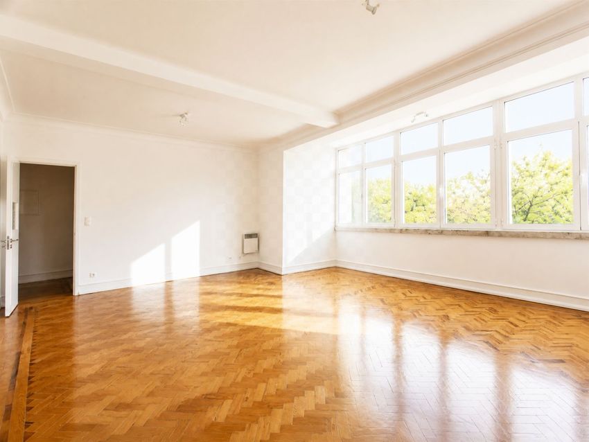 Imagem Divisão de apartamento t3 em Avenida de Paris, 18
