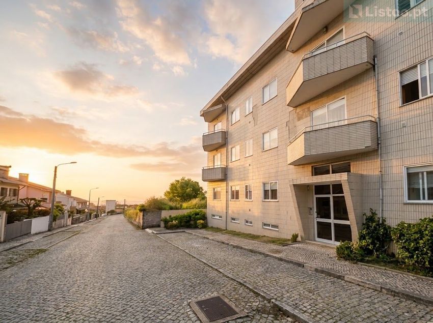 Зображення Фасад, квартира t3, Rua Nova do Vale