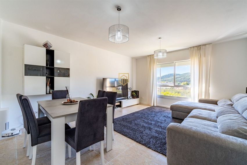 Imagem Divisão de apartamento t2 em Rua Vallis-Longus, 468