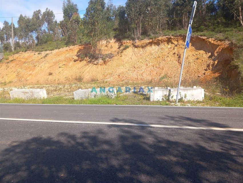 Imagem Vistas de terreno em Pelariga