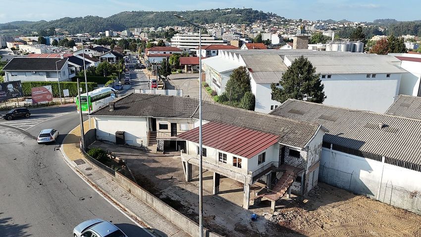 Imagem de  moradia independente em Margaride (Santa Eulália) - Várzea - Lagares - Varziela - Moure