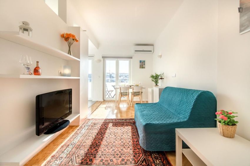 Imagem de apartamento t2 em Rua da Bela Vista à Graça