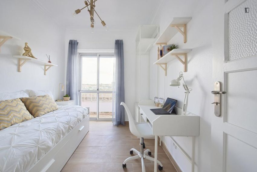 Imagem Quarto de quarto em Damaia de Cima