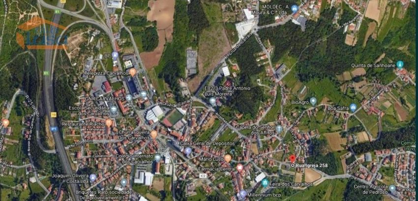 Imagem Vistas de terreno em Rua da Igreja
