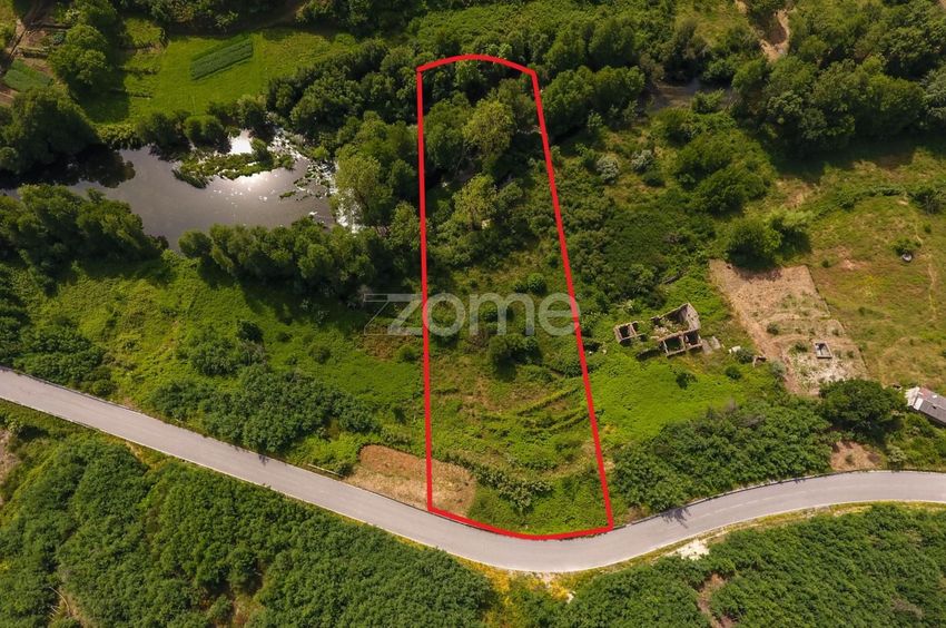 Imagem Terreno de terreno em Em514