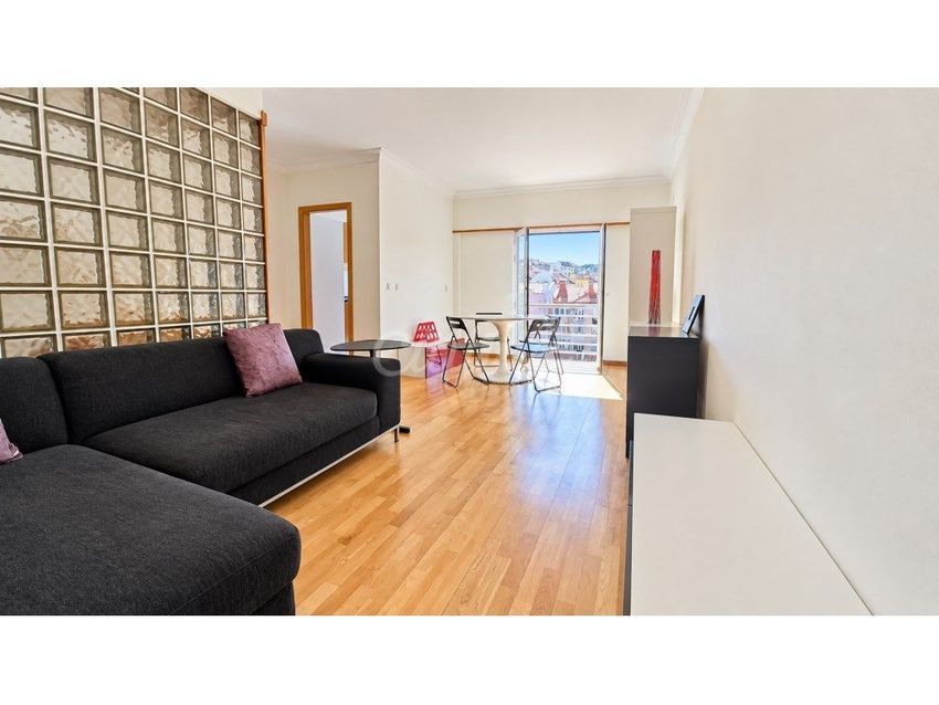 Imagem Sala de estar de apartamento t1 em Rua Vítor Bastos, 9 a