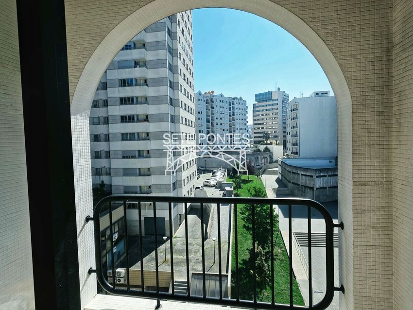 Imagem de apartamento t3 em Soares dos Reis - Rasa de Cima