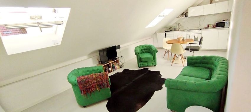 Imagem de apartamento t1 em Rua da Rosa, 105