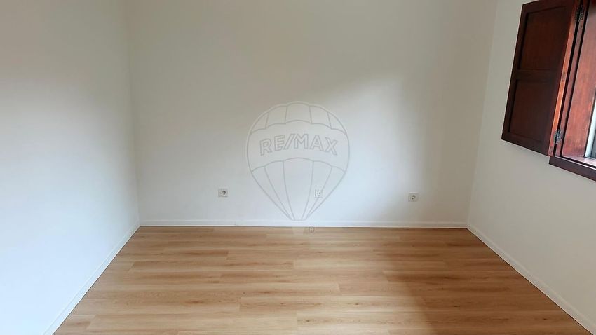 Imagem Divisão de apartamento t2 em Constance
