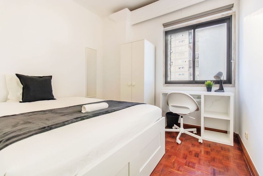 Imagem Quarto de quarto em Rua Conde Almoster, 98