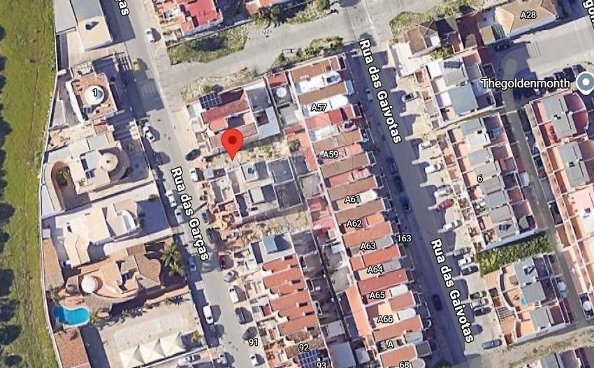 Зображення  окремий будинок чи котедж, Rua das Garças