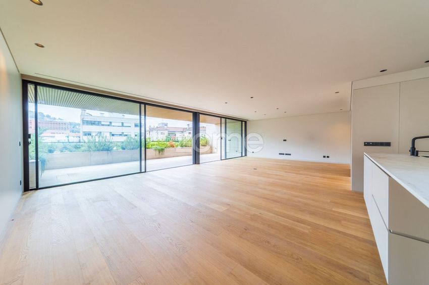 Imagem Sala de estar de apartamento t4 em Rua dos Combatentes da Grande Guerra s/n
