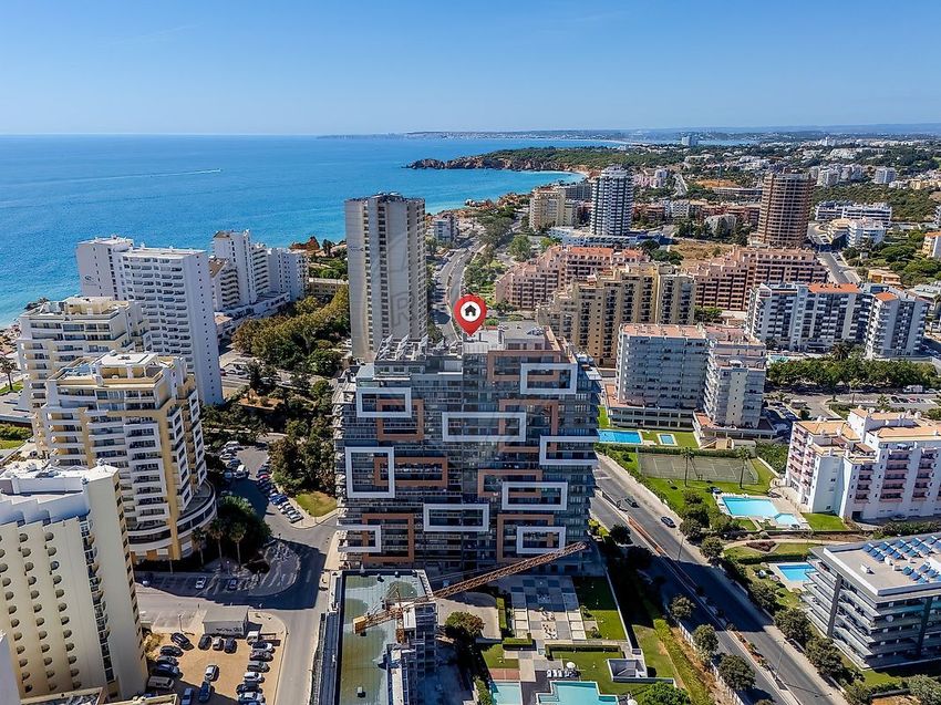Imagem Vistas de apartamento t1 em Rua Jaime Palhinha