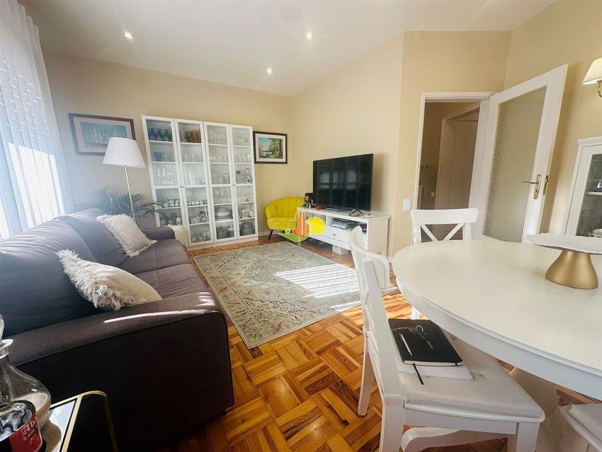 Imagem Sala de estar de apartamento t3 em Centro da Figueira da Foz