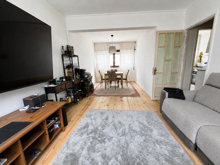 Imagem Sala de estar de  moradia independente em Rua Paula Vicente, 75