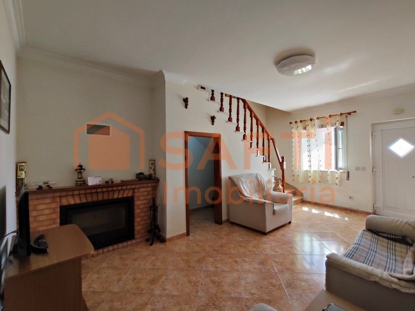 Imagem Sala de estar de  moradia independente em Alvaiázere
