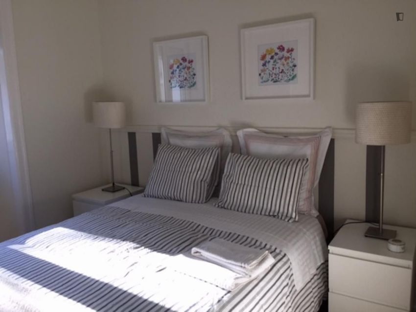 Imagem Quarto de apartamento t2 em Rua Conde das Antas
