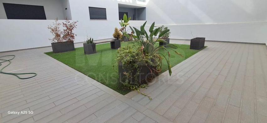 Imagem Jardim de apartamento t2 em Baixa