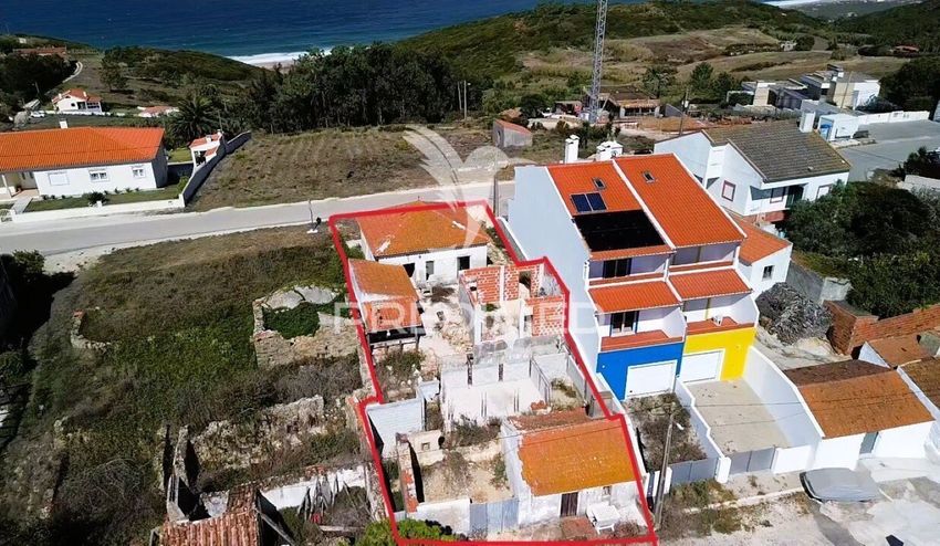 Imagem Piscina de  casa ou moradia em Famalicão