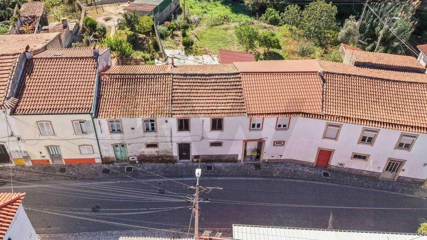Зображення Вигляд,  будинок на дві сім'ї, Casais de eiras б/н